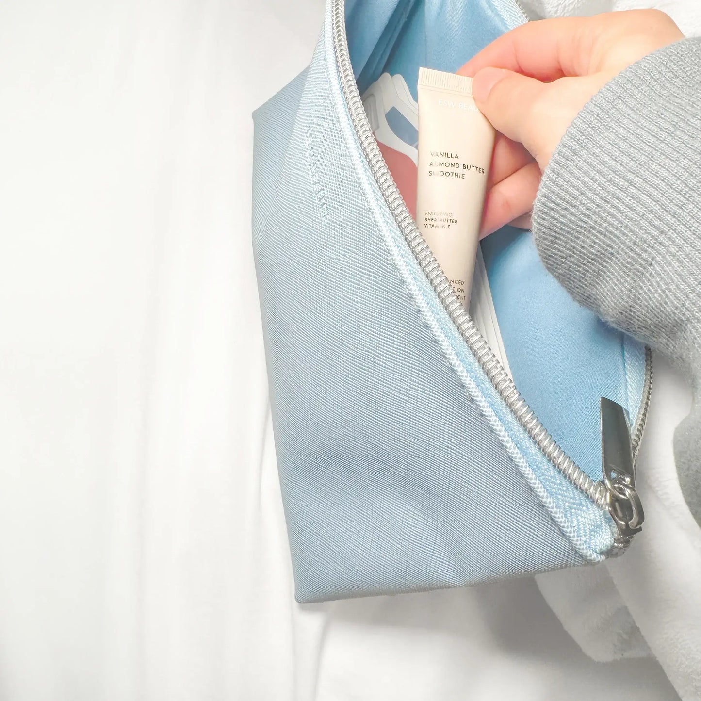 Reusable Beauty Pouch - Blue