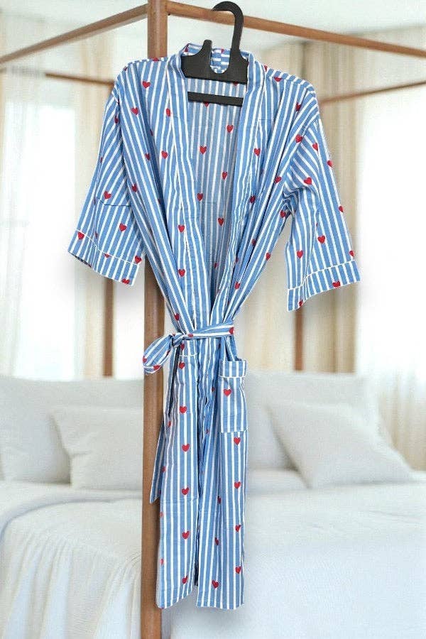 Sweetheart Getaway Heart Print Kimono Robe: One size
