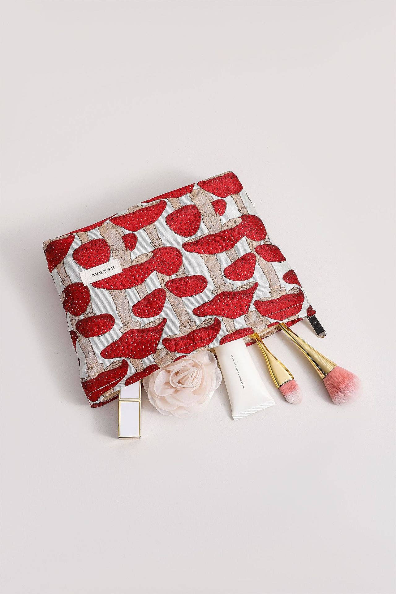 Vintage Mushroom Aesthetic Toiletry Bag: Large