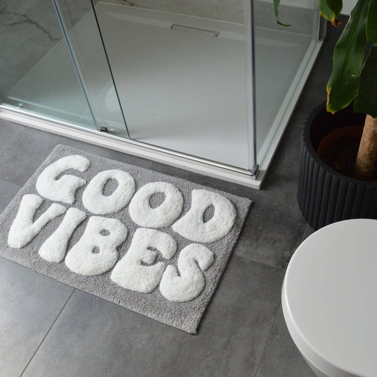 Good Vibes Slogan Bath Mat Non Slip Hand Tufted Bathroom Rug: Green