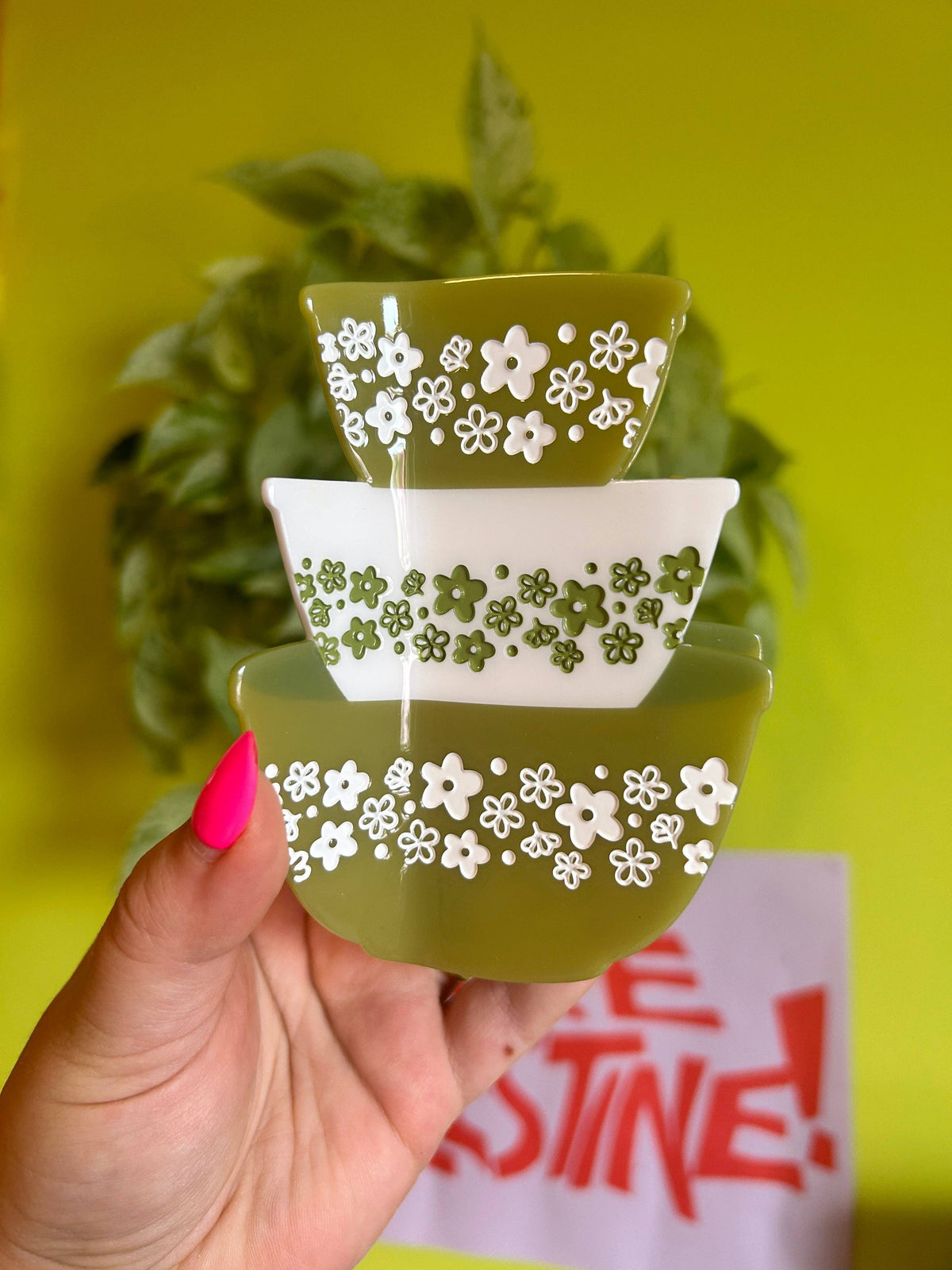 Green Retro Bowls Hair Claw