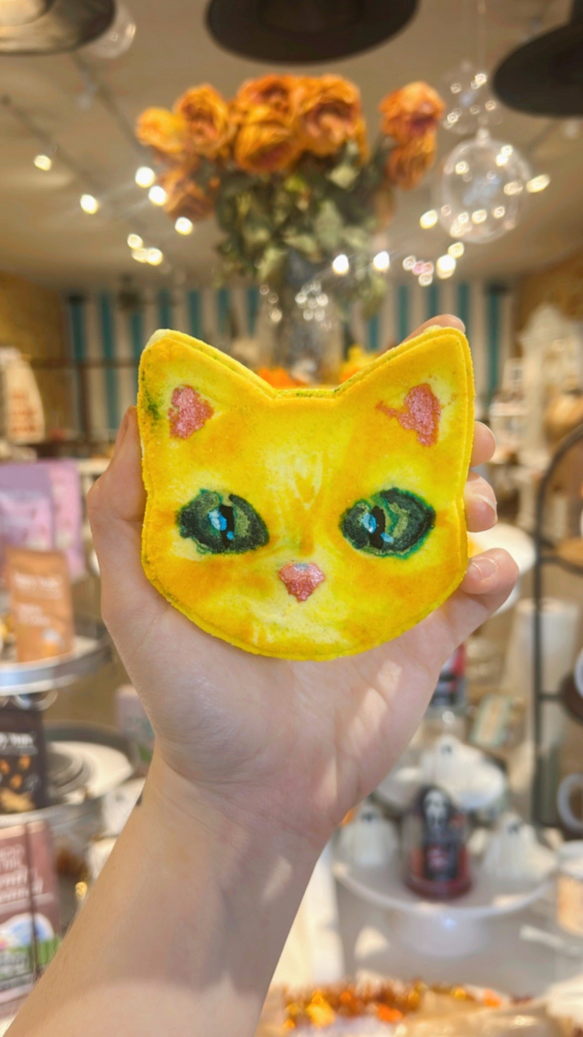 The Cat’s Meow Bath Bomb